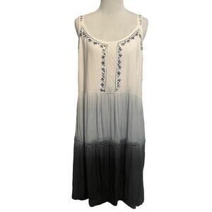 Raya Sun Ombre Beachy Dress Womens Medium White Gray Black Embroidered Tiered